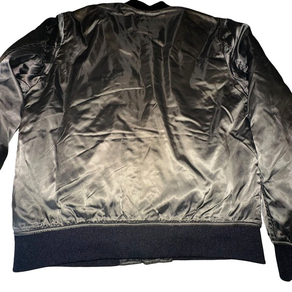 Forever 21 Women black Bomber Jacket Orange Lining MA1 Style Size Medium - Picture 3 of 5